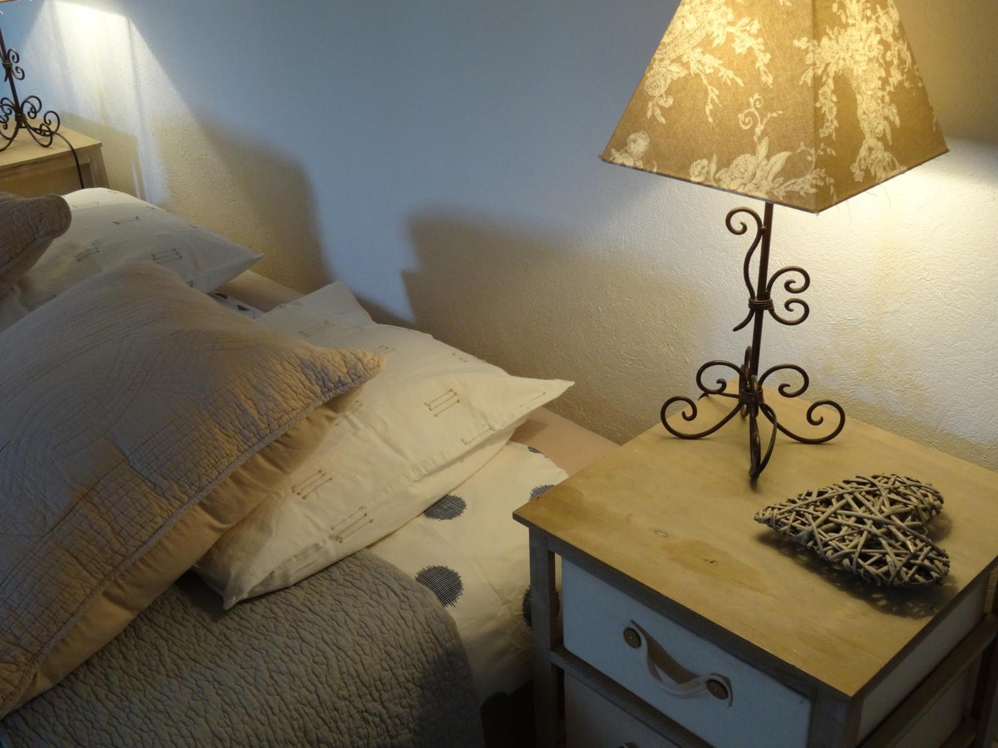 Mas Les Fleurs D'Hilaire Bed & Breakfast Monteux Exterior photo